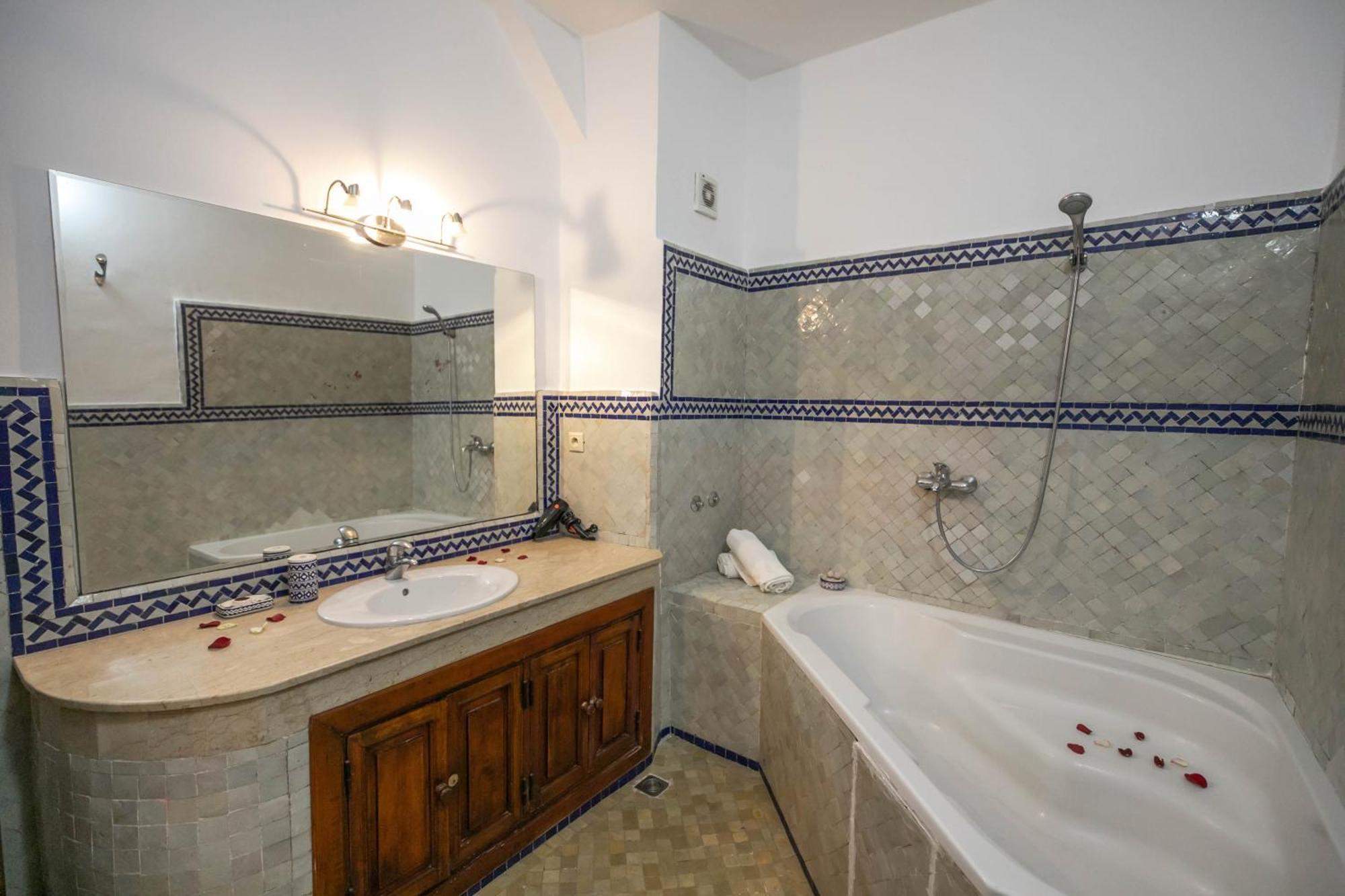 La Perle De La Medina Hotel Фес Екстериор снимка
