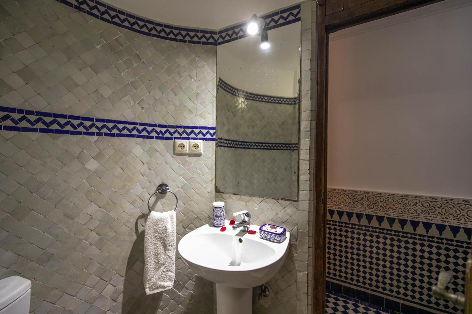 La Perle De La Medina Hotel Фес Екстериор снимка
